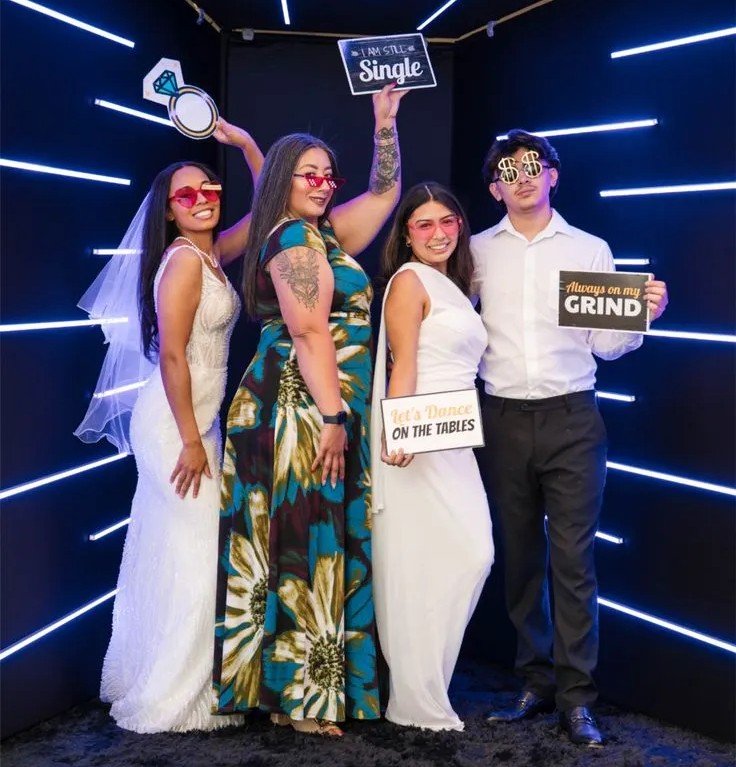 Vogue Photo Booth Rental – Luxury LED Light Tunnel for Weddings & Events